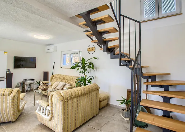 Punte Bianche * زادار